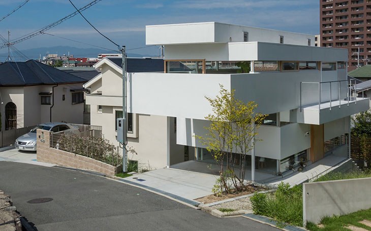 Ngôi nhà được xây dựng ở Toyonaka, Osaka Prefecture, Nhật Bản do kiến trúc sư Yo Shimada thiết kế, được xây dựng trên diện tích 50 m2.